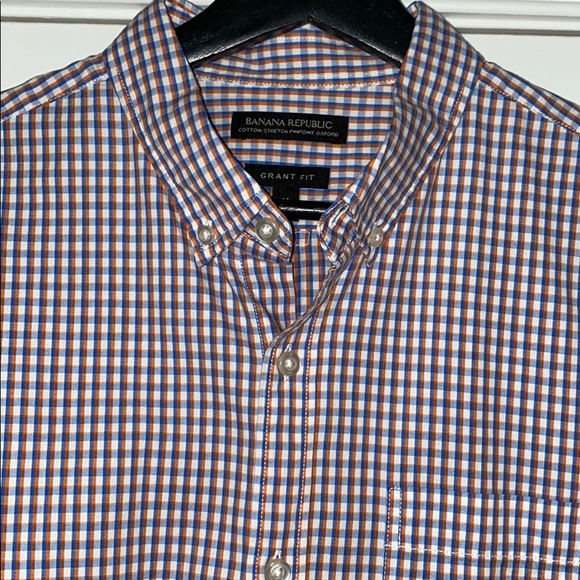 Banana Republic Grant Fit - MENS Size M - Picture 2 of 3